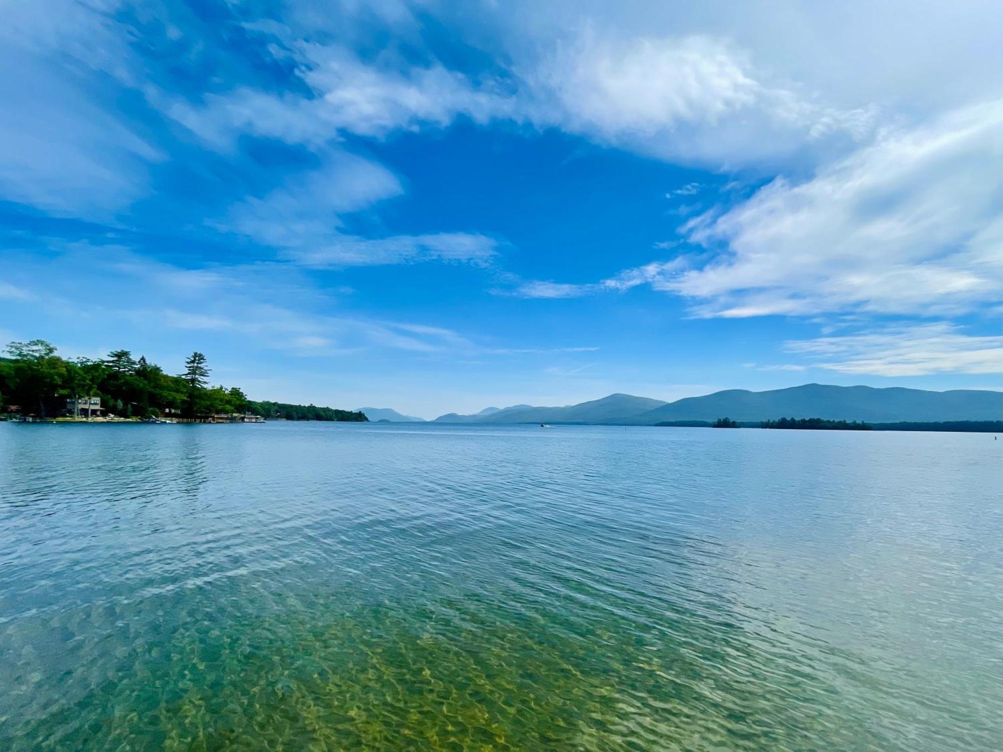 Waters Edge Lodge Лейк Джордж Екстериор снимка