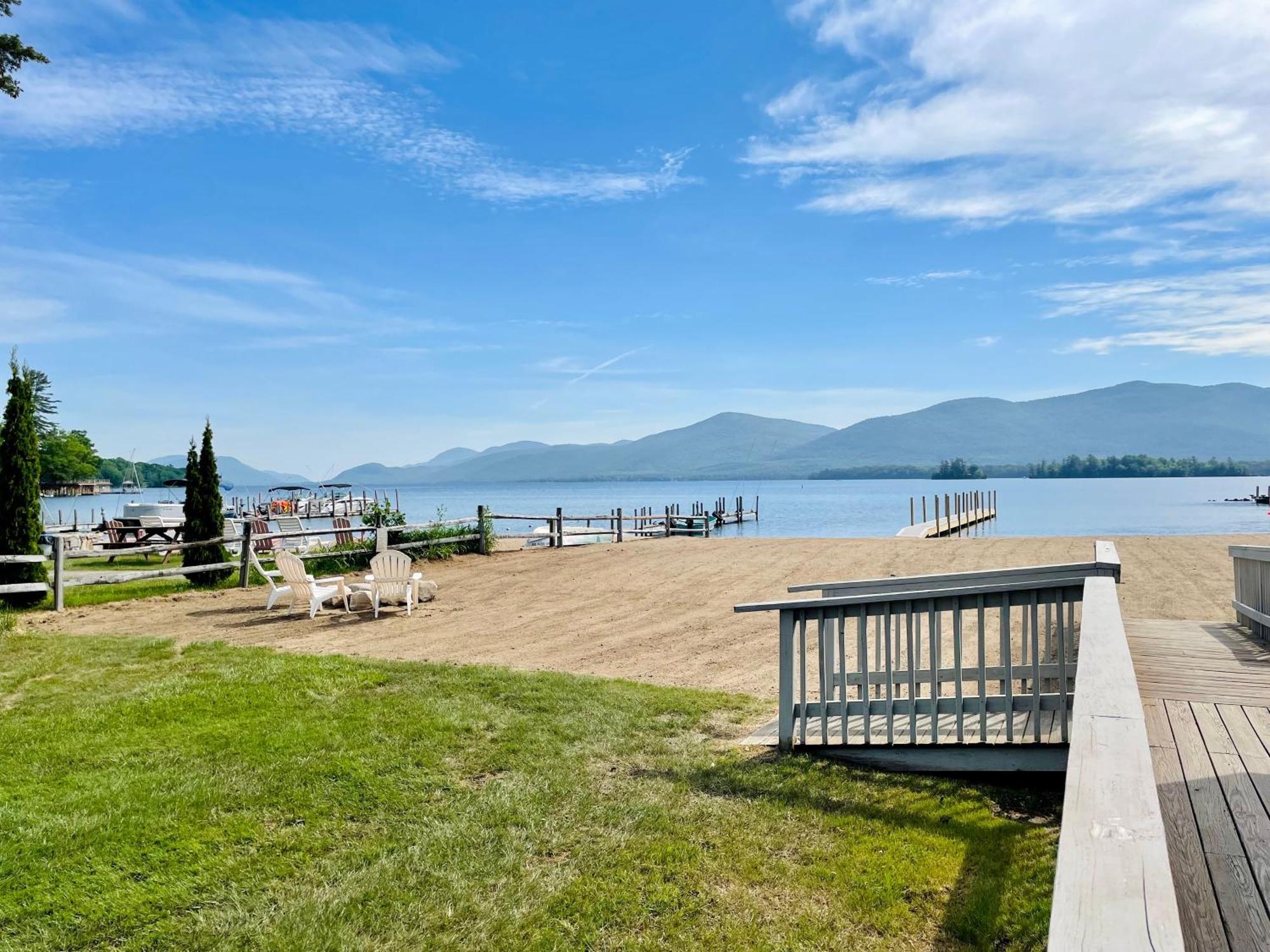 Waters Edge Lodge Лейк Джордж Екстериор снимка