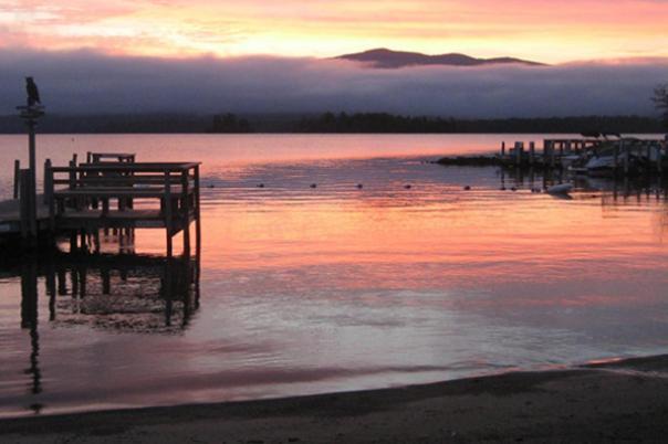 Waters Edge Lodge Лейк Джордж Екстериор снимка